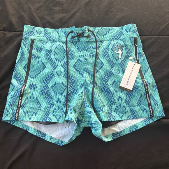 Tucann Swim Trunks Premium Shorts Snakeskin Pattern Pockets Men's Size M NWT - Picture 1 of 4